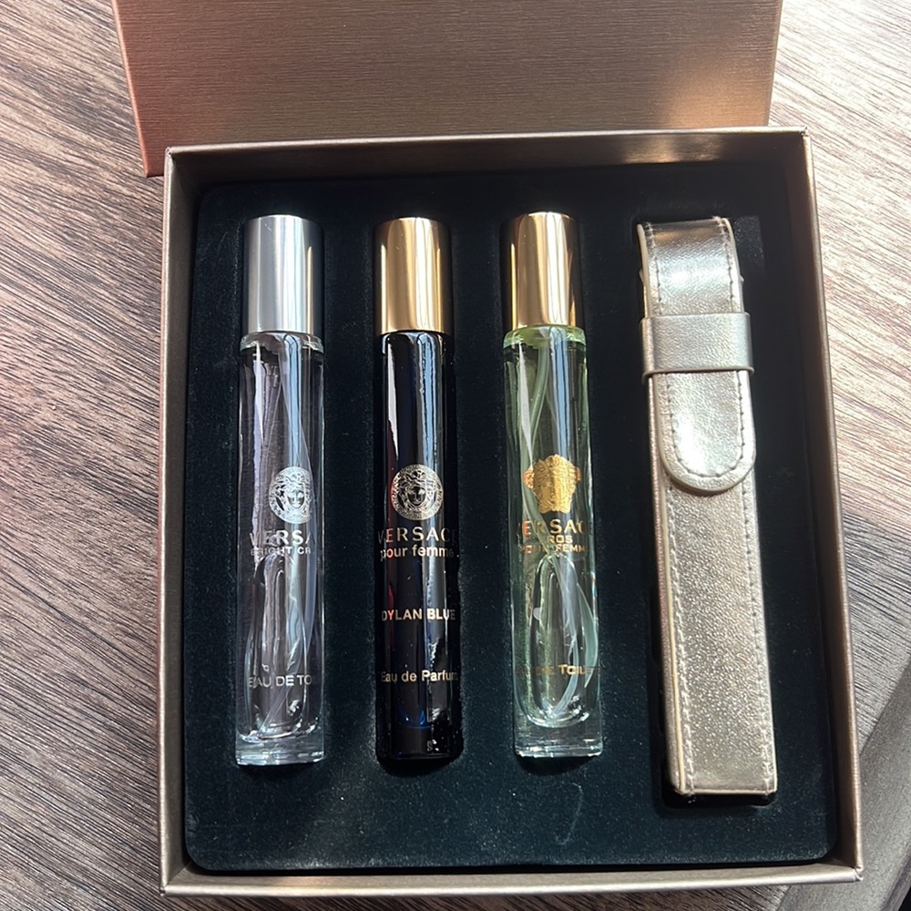 Versace travel case and travel size of Bright Crystal , Dylan Blue Eau, Eros Eau - Picture 2 of 9